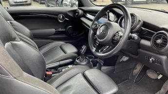 MINI Hatchback Cooper