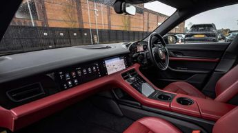 Porsche Taycan 
