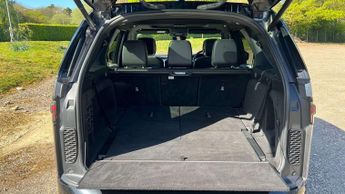 Land Rover Discovery R-Dynamic HSE