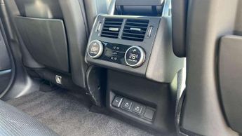 Land Rover Discovery R-Dynamic HSE