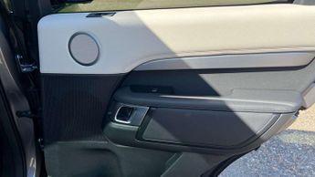 Land Rover Discovery R-Dynamic HSE