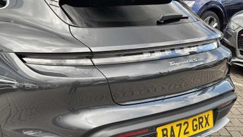 Porsche Taycan 4S
