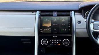 Land Rover Discovery R-Dynamic HSE