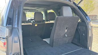 Land Rover Discovery R-Dynamic HSE