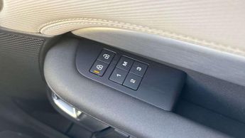 Land Rover Discovery R-Dynamic HSE