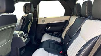 Land Rover Discovery R-Dynamic HSE