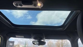 MINI Hatchback Cooper S Exclusive