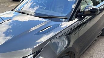 Land Rover Range Rover Evoque R-Dynamic HSE