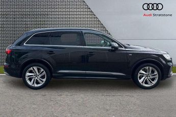Audi Q7 S Line