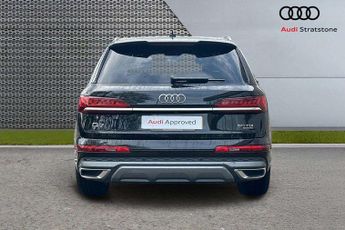 Audi Q7 S Line