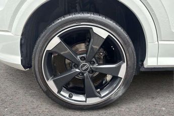 Audi Q2 Black Edition