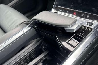 Audi Q8 Black Edition