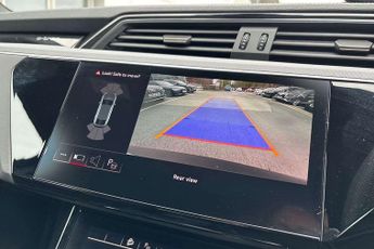 Audi Q8 Black Edition