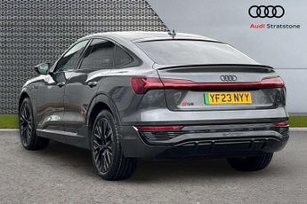 Audi Q8 Black Edition