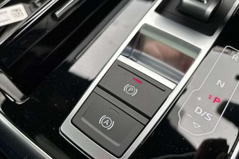 Audi Q7 Black Edition