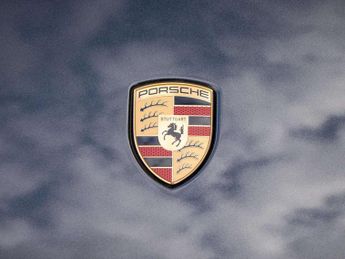 Porsche Macan Electric Estate 