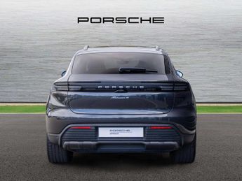 Porsche Macan Electric Estate 