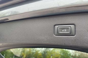 Audi Q7 S Line