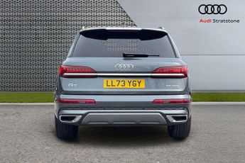 Audi Q7 S Line