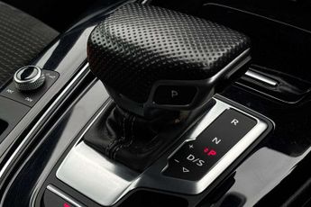 Audi A4 Black Edition