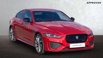 Jaguar XE R-Dynamic SE Black