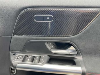 Mercedes-Benz GLA AMG Line