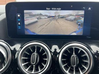 Mercedes-Benz GLA AMG Line