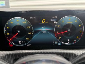 Mercedes-Benz Cla AMG Line