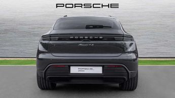 Porsche Macan Electric 