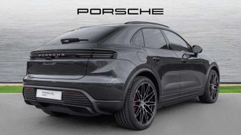 Porsche Macan Electric 
