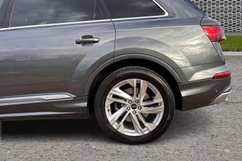 Audi Q7 S Line