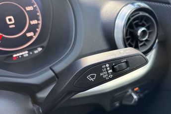 Audi Q2 S Line