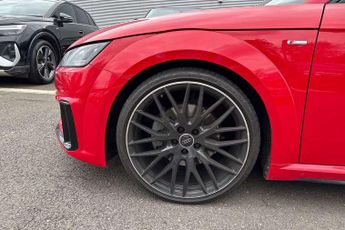 Audi Q4 Black Edition