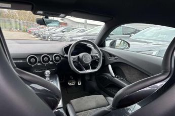 Audi Q4 Black Edition