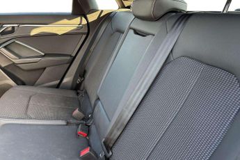 Audi Q3 S Line