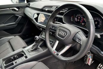 Audi Q3 S Line