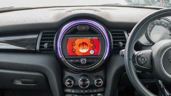 MINI Hatchback Cooper