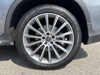 Mercedes-Benz GLC AMG Line