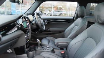 MINI Hatchback Cooper S Level 3