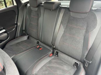 Mercedes-Benz GLA AMG Line