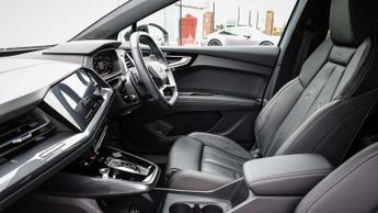 Audi Q4 Black Edition