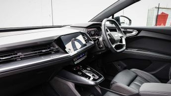 Audi Q4 Black Edition