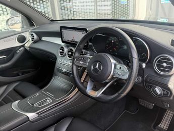 Mercedes-Benz GLC AMG Line