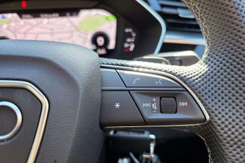 Audi Q3 Black Edition