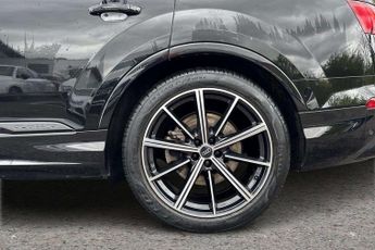 Audi Q7 S Line