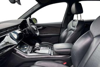 Audi Q7 S Line