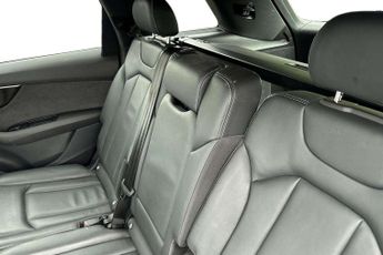 Audi Q7 S Line