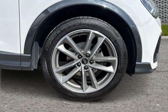Audi Q3 Black Edition