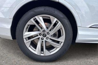 Audi Q7 S Line