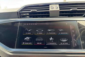 Audi Q3 Black Edition